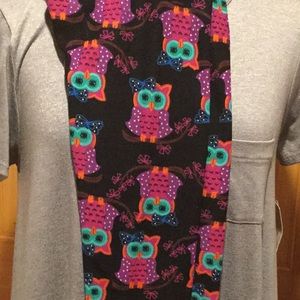 NWOT Lularoe Owl leggings.  Made in Vietnam. 💕